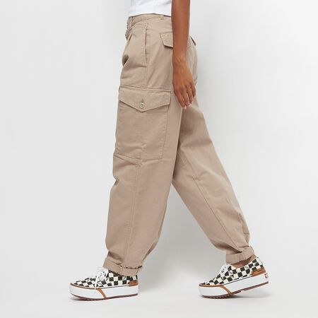 Collins Pant, Wall